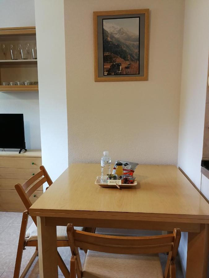 Atico En Biescas Con Piscina, Tenis Y Barbacoa Екстериор снимка